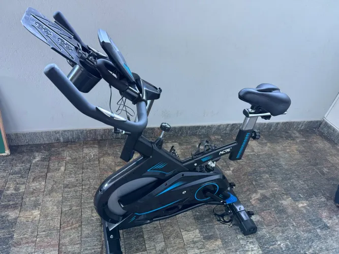 BICICLETA ERGOMÉTRICA ACTE