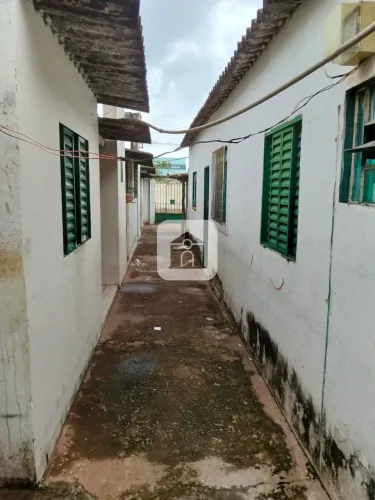 Casa Colônia para venda no bairro Jardim Patrícia