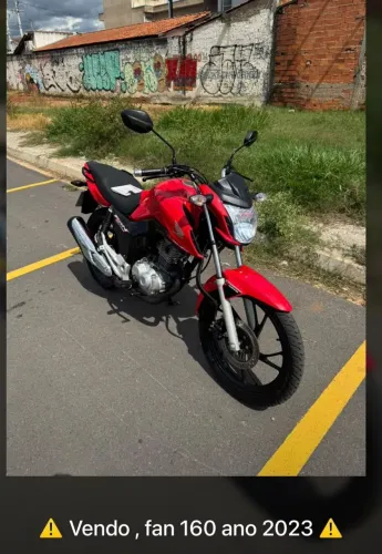 VENDO FAN160 2023 IPVA PAGO ?