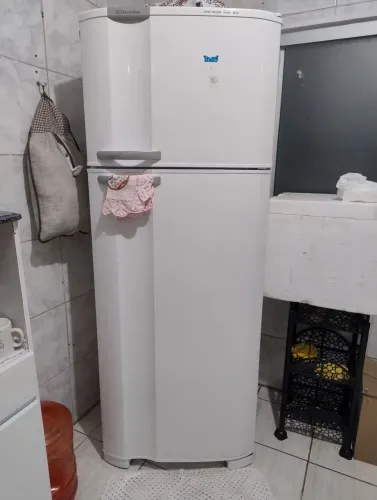 Geladeira Electrolux 462 litros