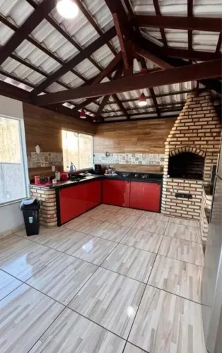 EXCELENTE CASA COM 04 QUARTOS E PISCINA NO BONSUCESSO !!!