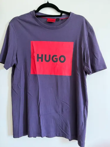 Camiseta roxa Hugo Boss
