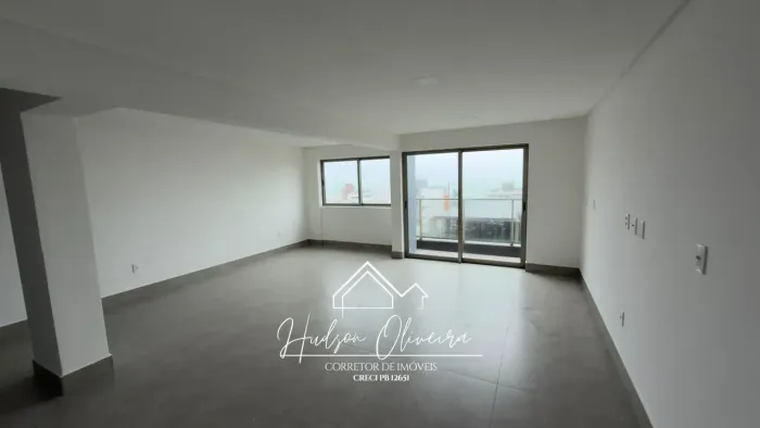 Imóvel para aluguel possui 140 metros quadrados com 4 quartos em Bessa - João Pessoa - PB