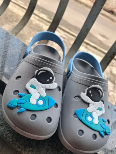 Crocs masculina tamanho 29/30 