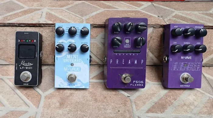 Pedais de guitarrra