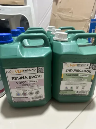 Resina Epoxi Uv Vr100 7,5 Kg (baixa Espessura) / Vip Resinas
