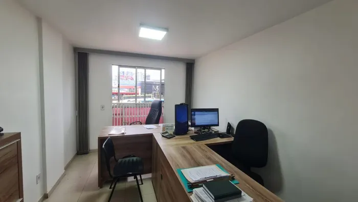 Sala Comercial à Venda em Taguatinga