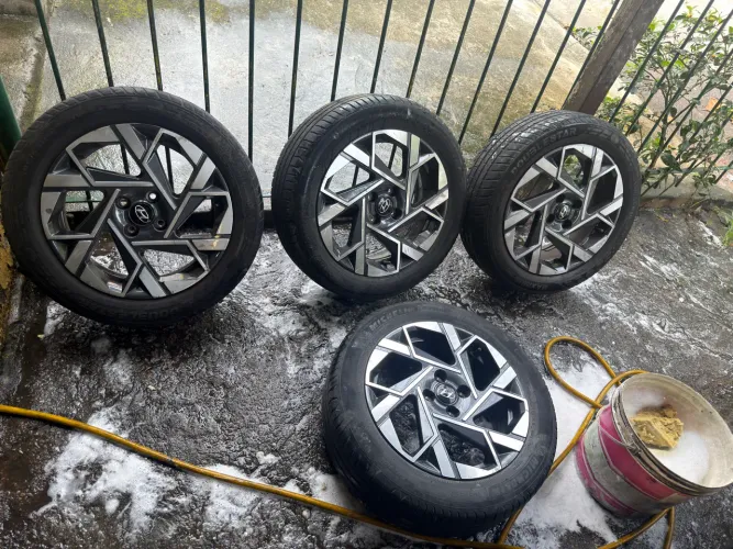 Vendo jogo de rodas hb20 aro 16
