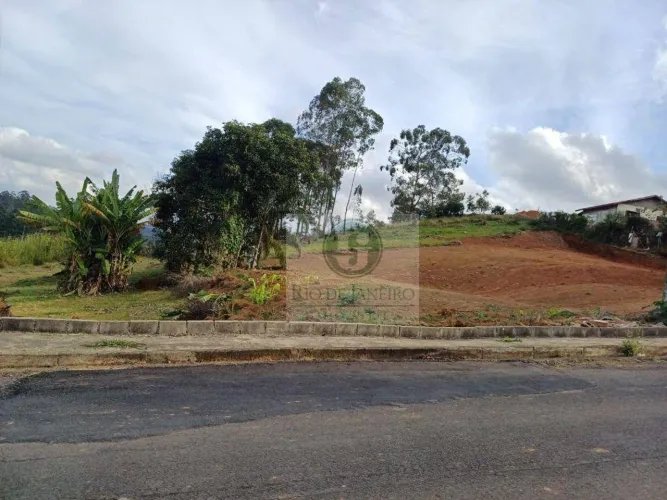 Terreno à venda, 5650 m² por R$ 550.000,00 - Chácaras Poços de Caldas - Poços de Caldas/MG