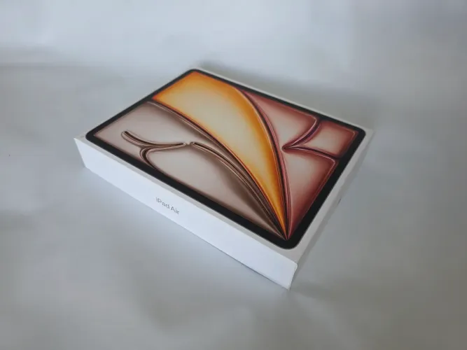 iPad Air 13" M3 128GB WiFi, Novo, caixa lacrada, selo anatel, com garantia e nota fiscal