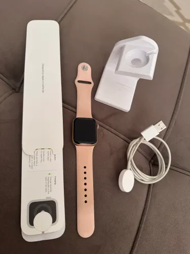 Apple Watch séries 5 40mm rose gold