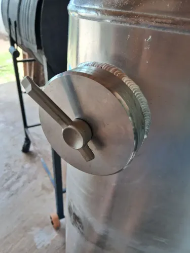 Tanque de  aluminio volvo. 