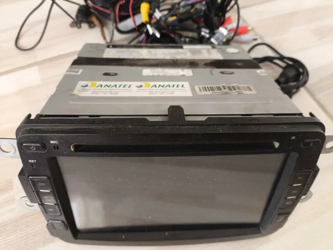 Kit multimídia com tv câmera de ré 