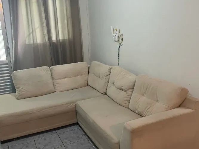 Sofá em L (valor negociável)