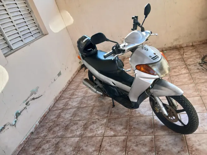 Yamaha neo 2005 