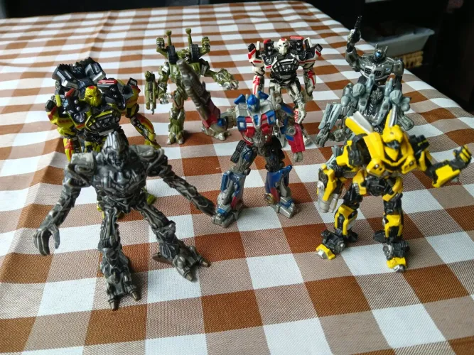 Bonecos Transformers 2007 Metal