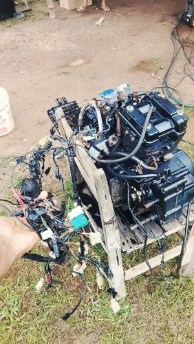 Vende-se Motor de HYOSUNG DOHC 4VALE 2 cilindro