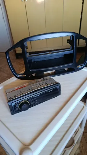 VENDO KIT SOM E MOLDURA FIAT UNO ATTRACTIVE
