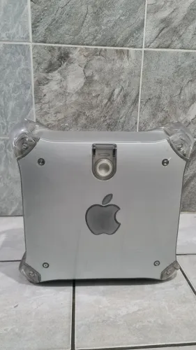Power Mac G4 retirada de peças