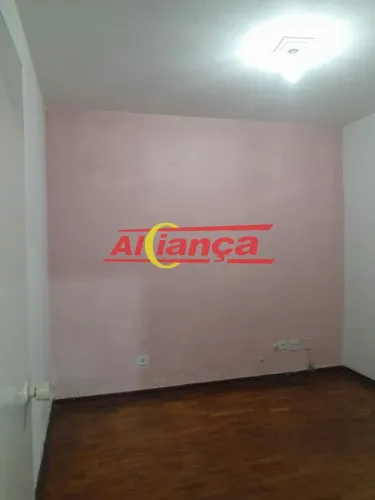 SALA COMERCIAL 15m², COM 1 VAGA ? PARA LOCAÇÃO CENTRO - GUARULHOS R$ 1.000,00