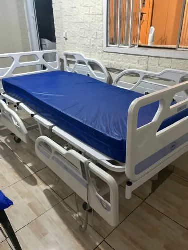 Cama elétrica hospitalar