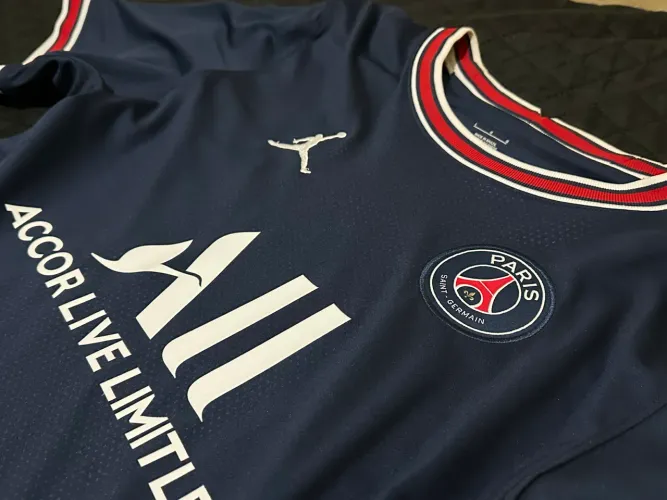 Paris PSG Camisa azul tamanho G