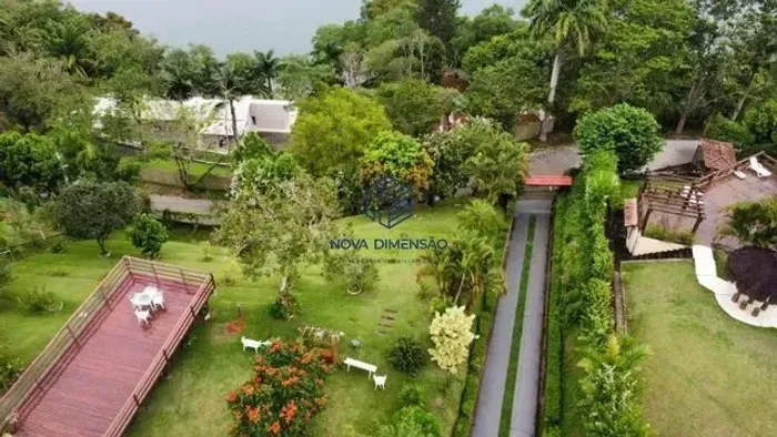 Chácara com 5 dormitórios à venda, 3190 m² por R$ 2.780.000 - Igaratá - Jacareí/SP