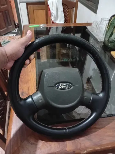 Volante original ,7ford ka