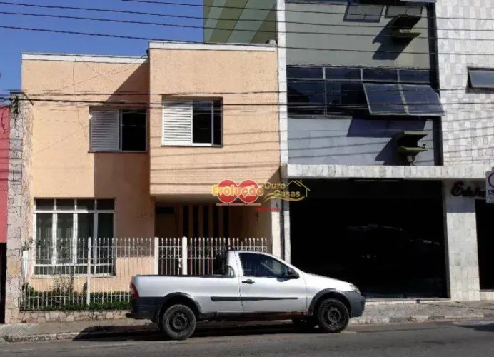 Casa com 3 dormitórios à venda, 95 m² por R$ 700.000,00 - Centro - Itatiba/SP