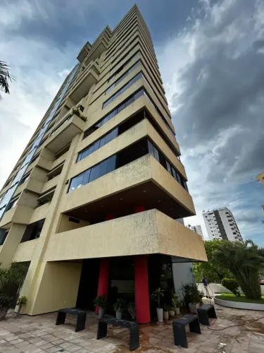 Apartamento à venda - 1 por andar com 4 suíte em Ilhotas - Teresina - PI