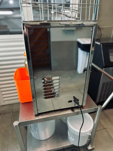 Maquina de Suco de Laranja