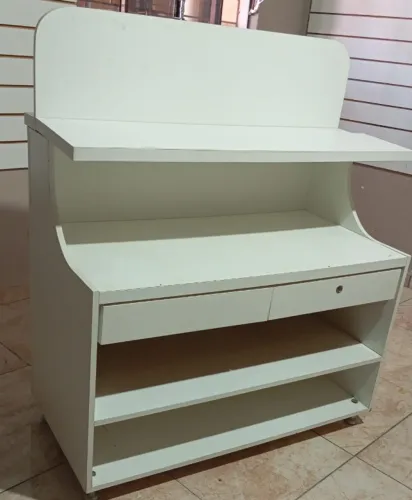 Armário Multiuso em MDF - 2 Portas com Prateleiras (Super Resistente)