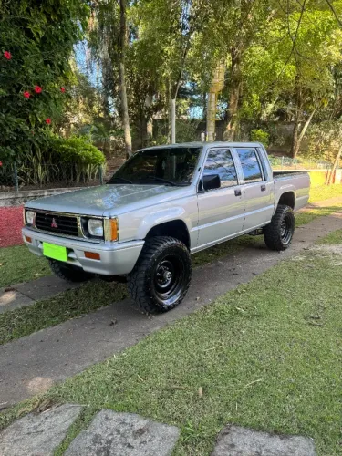 Mitsubishi L200 GL 2.5 4X4 CD Diesel 1999
