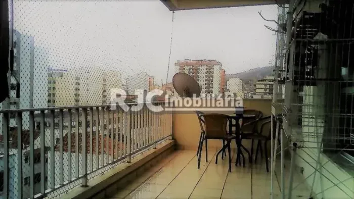 Apartamento de 174 metros quadrados no bairro Grajaú com 2 quartos