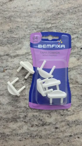 Tapa-Tomada Bemfixa com 4 unidades novo