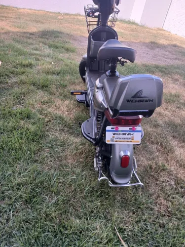 Moto elétrica único dono