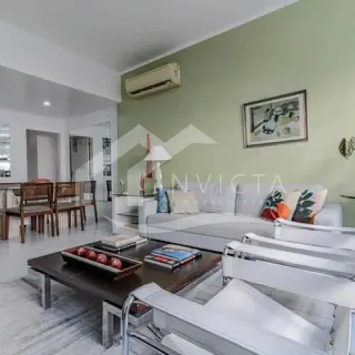 Lindo Apartamento , 110m², 3 quartos, sol da manhã, em rua tranquila sem saída e ótima loc
