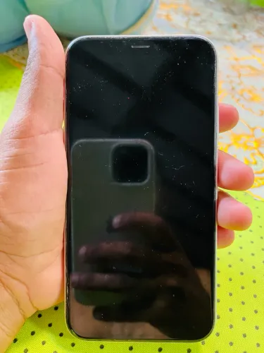 iPhone XR - 64 GB