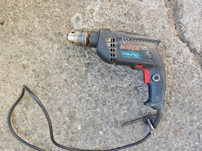 Furadeira Bosch 