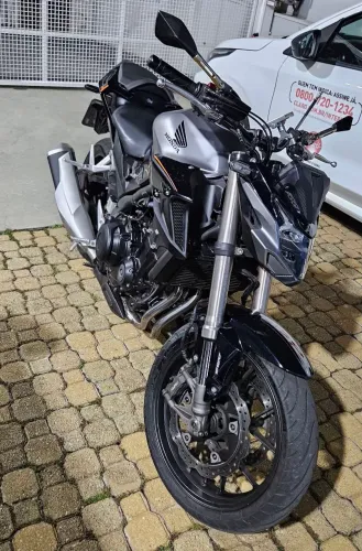 HONDA CB 500F 2023