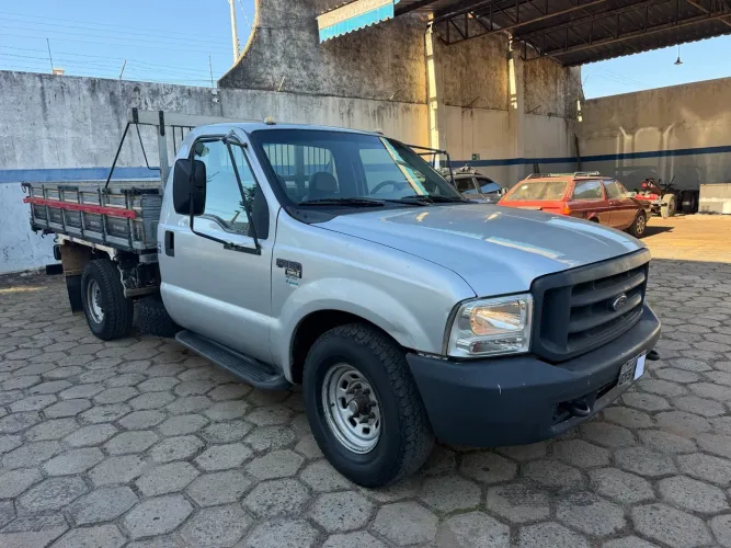 Ford F-350 3.9 Cummins Turbo Diesel Mec. 2006