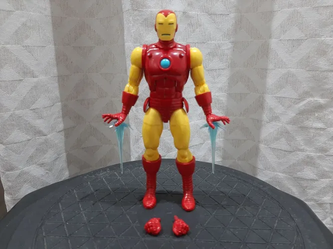 Figura de Ação Marvel Legends HOMEM DE FERRO Clássico TONY STARK A.I. incompleta (Loose)