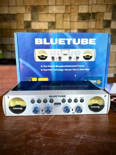 Pré amplificador Presonus Bluetube