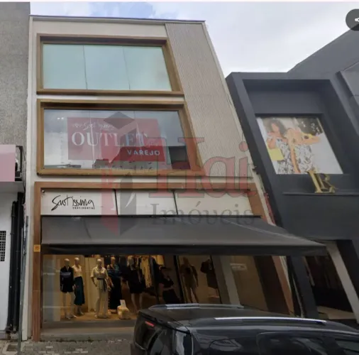 Loja Comercial com Excelente Visibilidade no Principal Polo de Moda