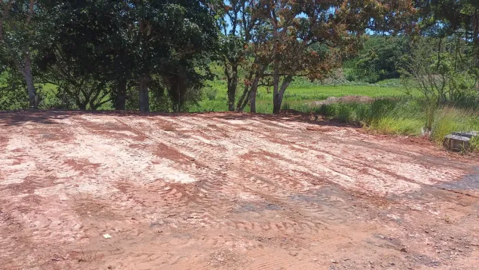 Vendo Terreno em Pinheiral - Aceito carro na troca.