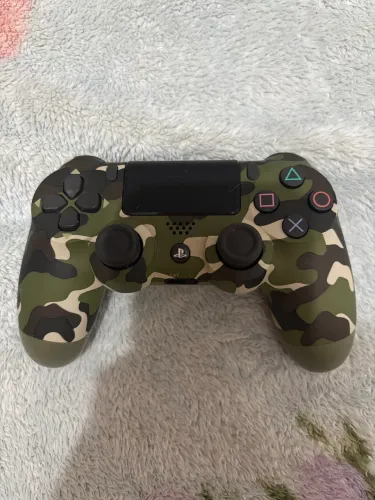 Controle ps4 camuflado
