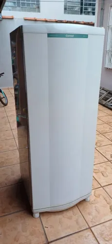 Geladeira Consul Degelo Seco 261 litros Branca