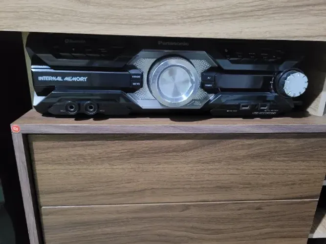 Rádio CD Stereo System