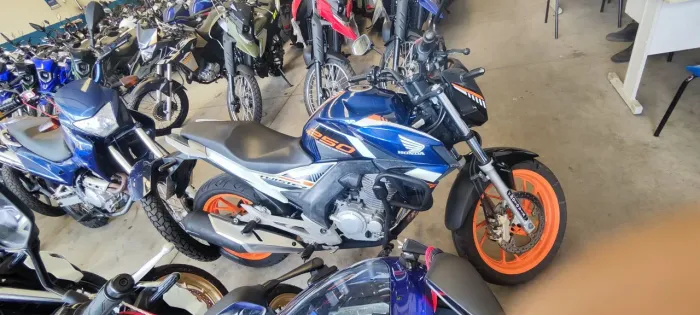 Honda CB TWISTER 250 azul 2020 Shalon veículos Cariacica