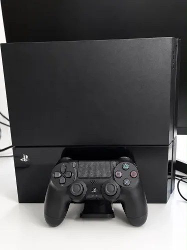 PS4 pego PS3 no negocio c/ volta